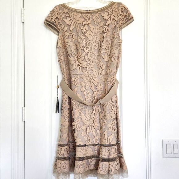 NWT Tadashi‎ Shoji Lace Dress - Picture 1 of 7